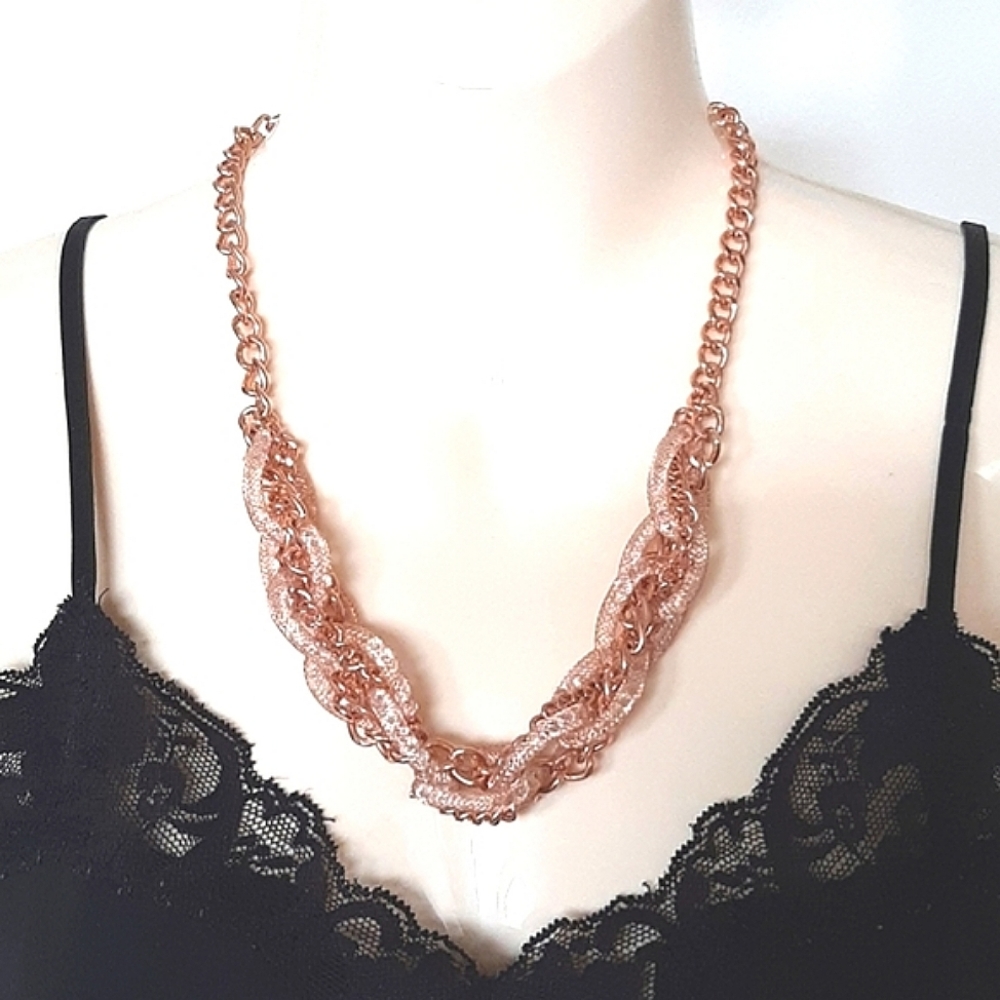 GUESS Rose Gold Tone Necklace & Clip-on Earrings Set - Adjustable Chain